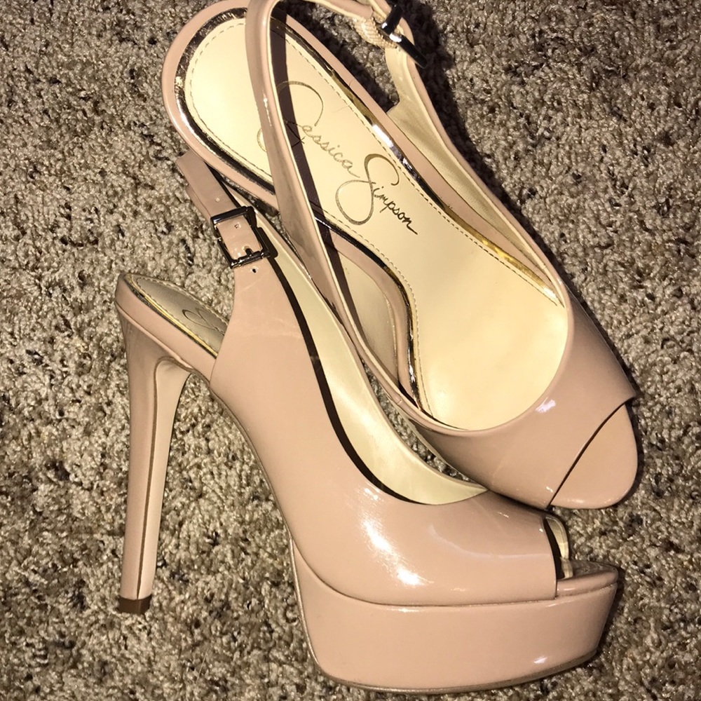 Jessica Simpson Bisano Nude Platform Pump